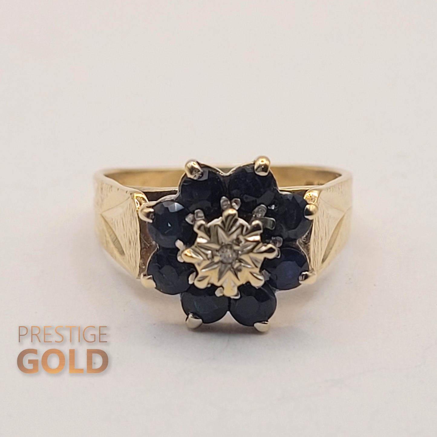 9ct Gold & Sapphire Cluster Ring - Size UK M 1/2, US 6 1/2, Euro 53