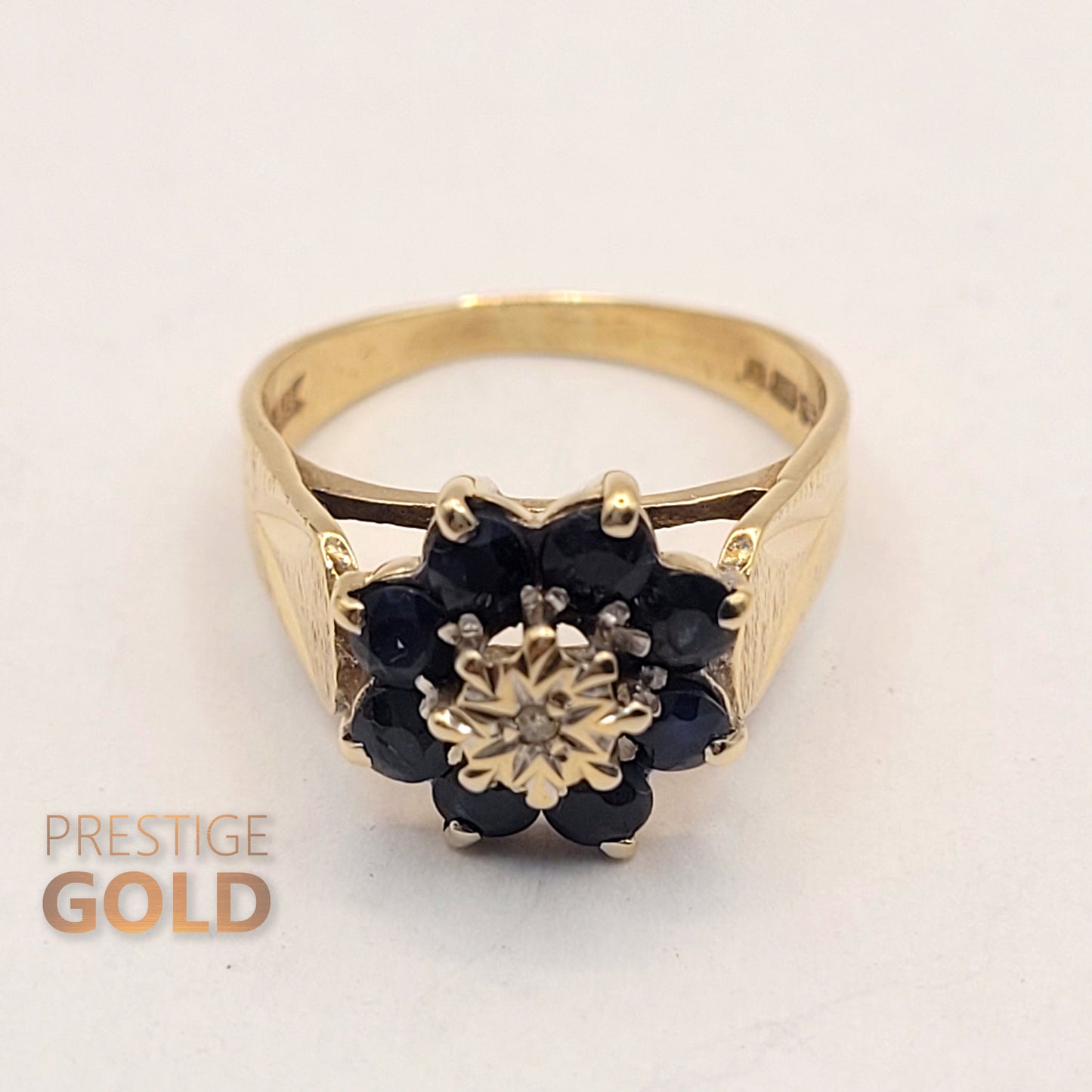 9ct Gold & Sapphire Cluster Ring - Size UK M 1/2, US 6 1/2, Euro 53