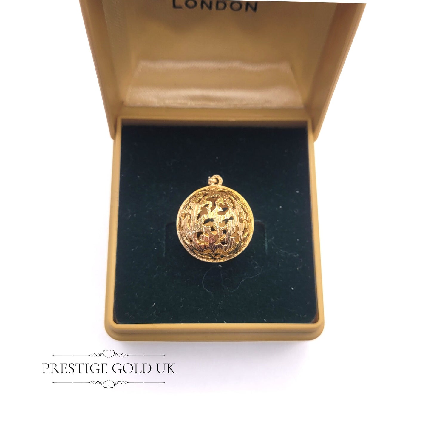 9ct Gold Globe Pendant