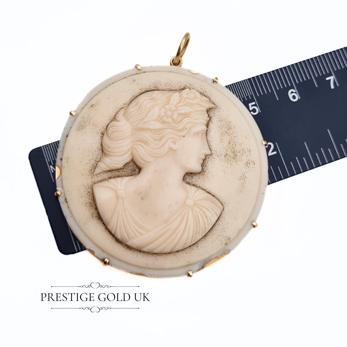 Antique 9ct Gold Large Cameo Pendant